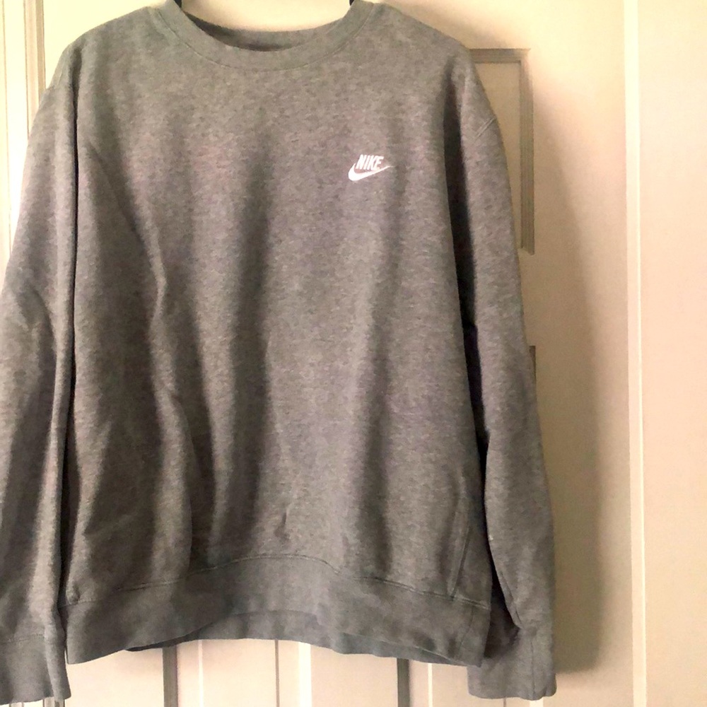 Nike sweatshirt
